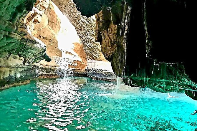 2 days and 1 night Private Tour in Wadi Shab to Wahiba Sands Desert - Fins Beach adds sea views before the desert