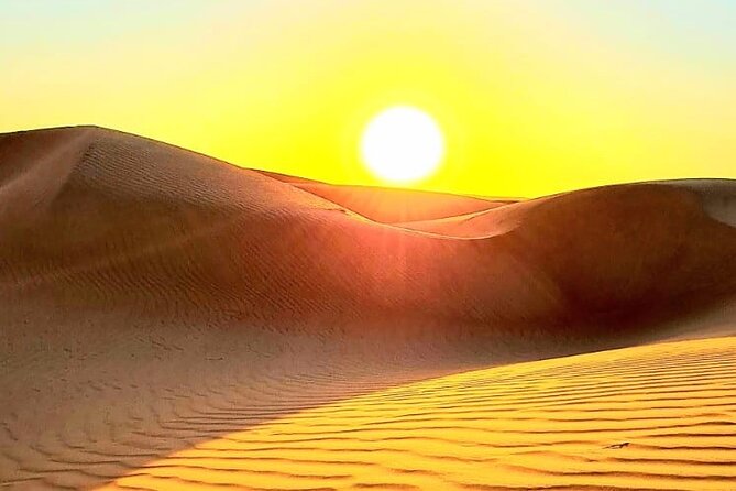 2 Days Private Wadi Shab Tour in Desert Safari - Driving into Wahiba Sands