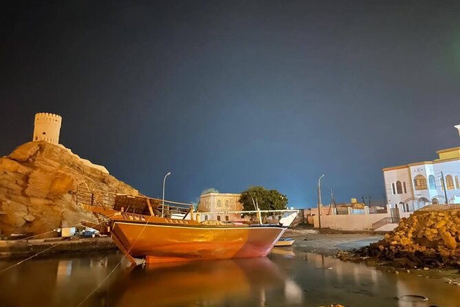 4 Days 3 Nights Package Oman Private Tour - Day 3: Bronze Age tombs and Oman’s high mountain villages