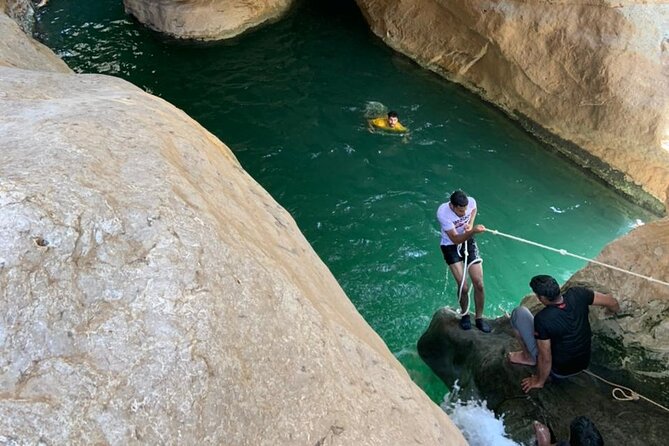 4 Days 3 Nights Package Oman Private Tour - What the $1,797.30 price includes