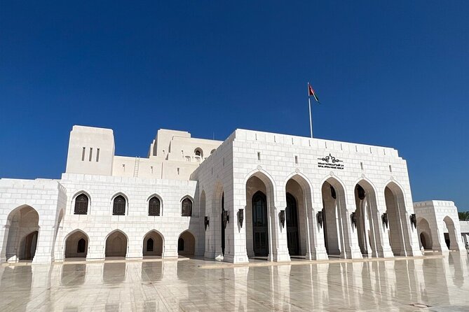 4-Hour Muscat City Tour Afternoon Till Evening - Royal Opera House: your most flexible stop