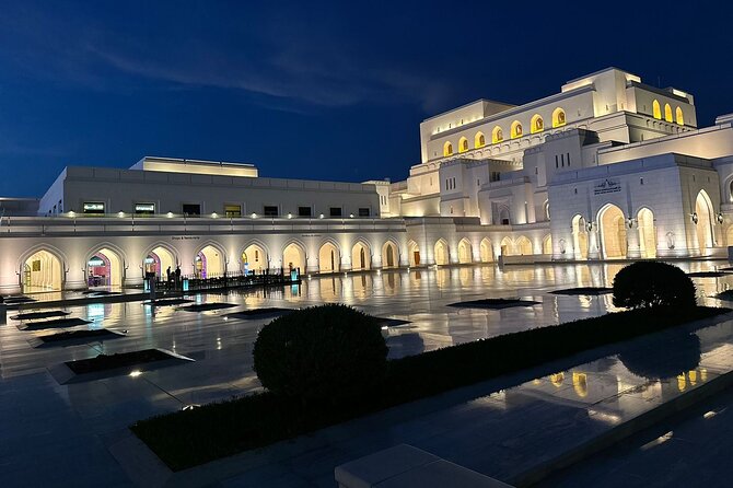 5 Days 6 Nights Private Tour in Oman - Nizwa closes the trip with forts, commerce, and a new museum