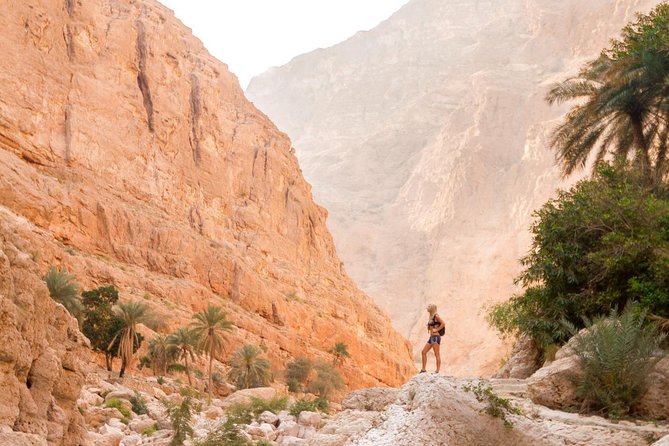 5 Days Package TOUR DINA - Wadi Bani Awf finishes with a rough mountain road