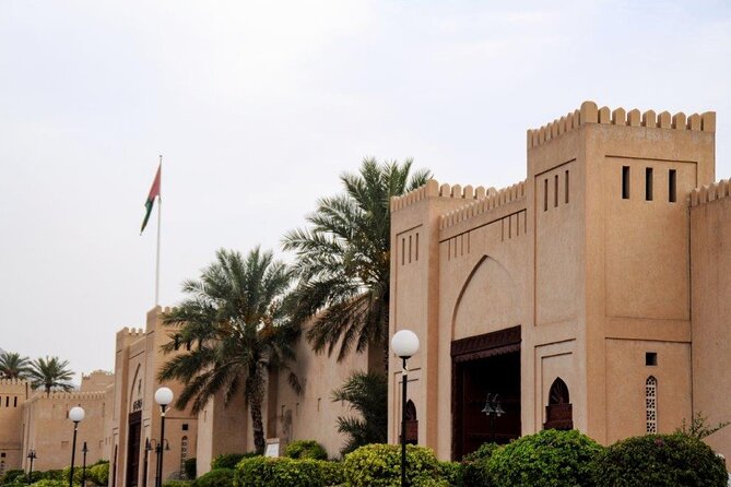 Amouage & Nizwa Full-Day Tour: Fort, Souq & Barakat Al Mouz - Timing, comfort, and practical planning