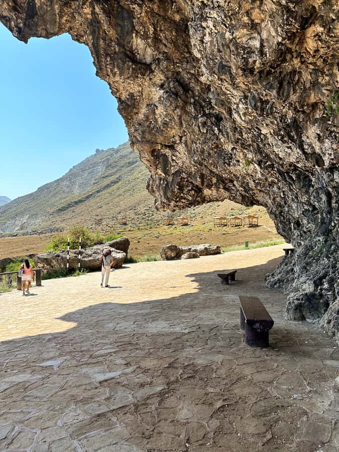 Caribian Orient (Swiming at Fazayeh Beach ) - Photos, camels, and the pace of the day