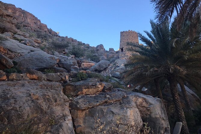 Day Trip to Jabal Shams (Grand Canyon of Oman) Wadi Nakhar, Misfat Al Abriyeen - The road to Wadi Ghul and its abandoned stone homes