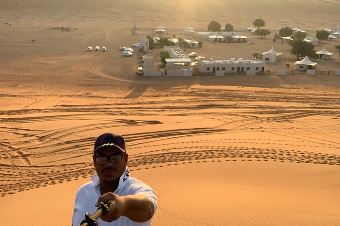 Desert Guided Overnight Camp Tour - Sunrise, breakfast, and a quick stop in Sur