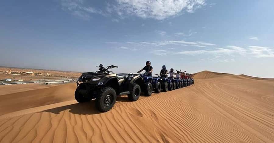 Desert Safari - Private 4WD car - From the open desert to the camp