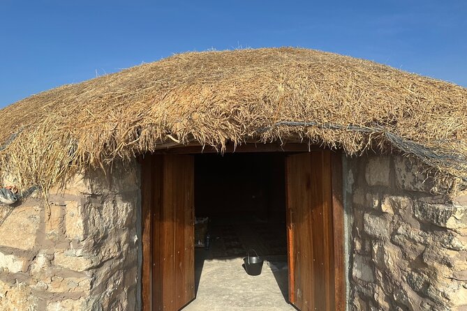 East Salalah tour Full day (private tour) - Teeq Cave and the Bird Well at Tawi Ateer