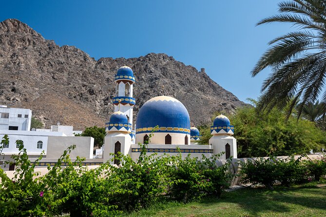 Enjoy a traditional Omani local style tour around Muscat - Mutrah Souq and the old trading quarter