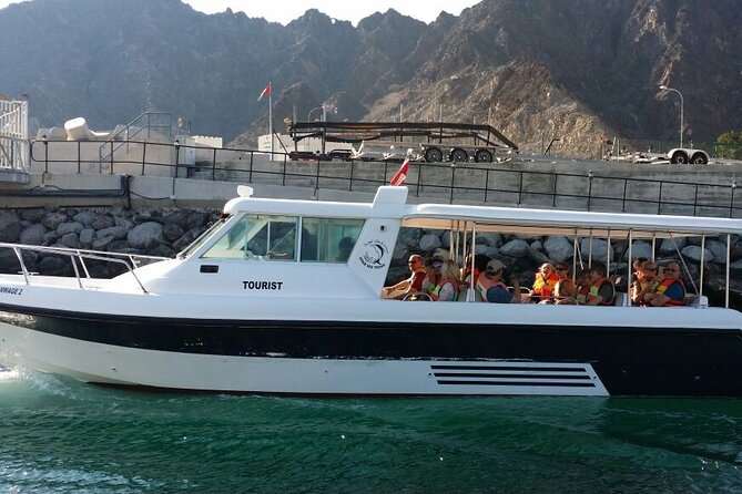 Experience Dolphin watching and snorkeling in Muscat - From dolphin watching to the snorkeling stop