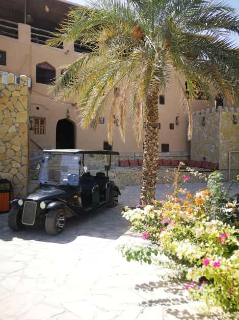 From Jebel Akhdar: Al Aqur Village Cultural Cart Tour - Old houses and the clues in their design
