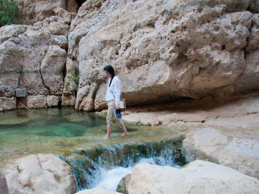 From Muscat: 4-Day Oman Highlights Tour - Day 2 afternoon: dune driving and a night in Wahiba Sands