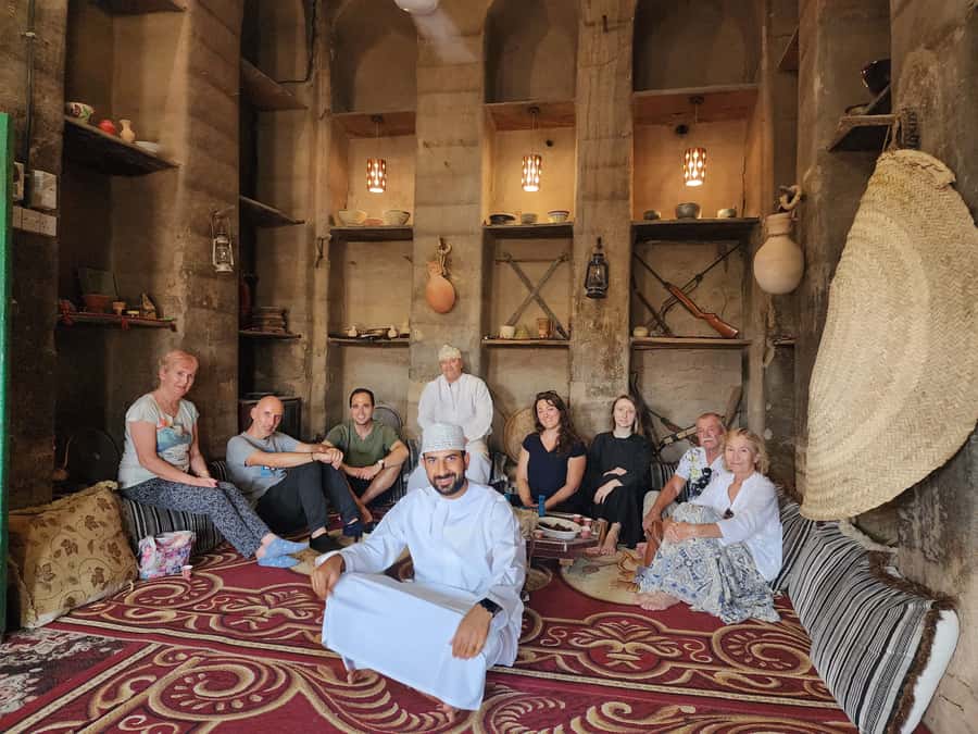 From Muscat: Nizwa & Oman Across Ages Museum - Lunch in Nizwa and the pace of the day