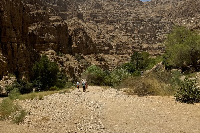From Muscat Wadi Shab and Bimmah Sinkhole Tour - What to pack for a comfortable day