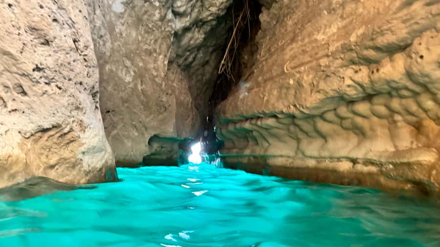 From Muscat: Wadi Shab & Bimmah Sinkhole Full-Day Tour - Swimming through the pools to the waterfall