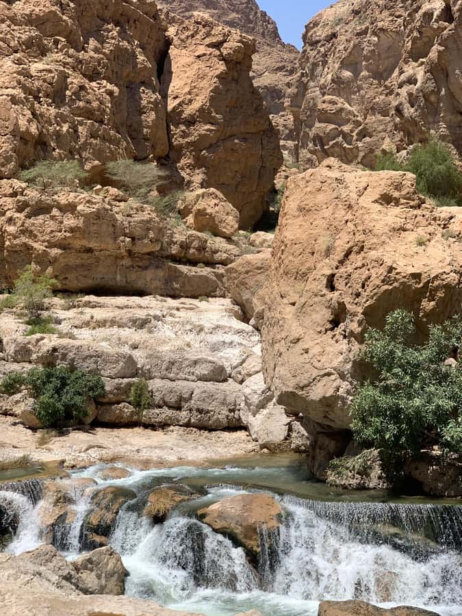 From Muscat: Wadi Shab & Sinkhole Private Tour & Free Lunch - The best time and the heat factor