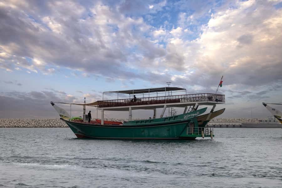 From UAE: Musandam Dibba Day Trip (Oman) - Four hours on the water