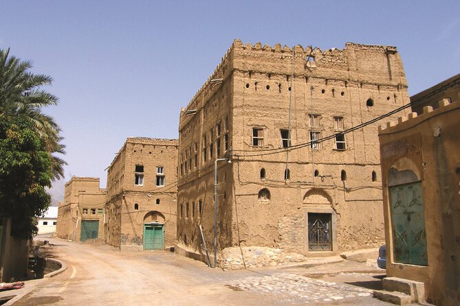 Full-Day Grand Canyon and Nizwa Tour by 4x4 - Wadi Ghul and the road toward Jebel Shams