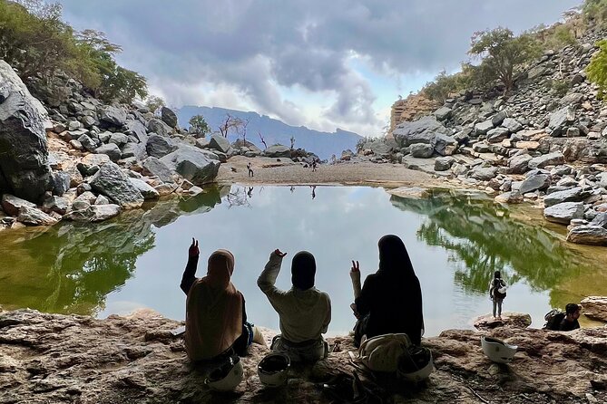 Full Day Guided Tour to Balcony Walk and Hidden Lake With Pickup Included - The hidden lake and a welcome cup of coffee