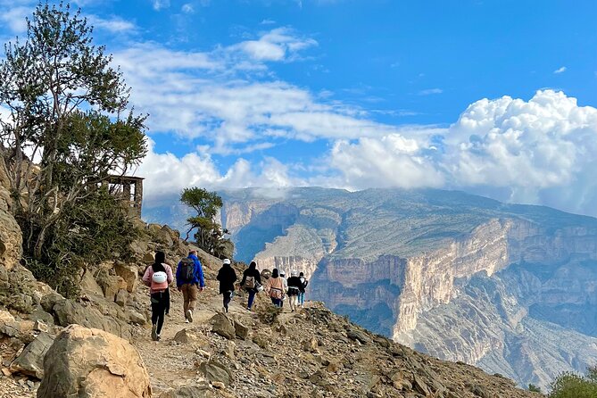 Full Day Guided Tour to Balcony Walk and Hidden Lake With Pickup Included - The price: good value for the right kind of day