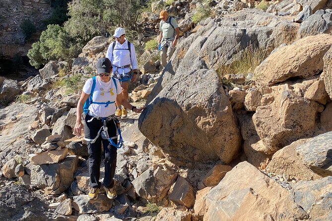 Full Day Guided Tour to Balcony Walk and Hidden Lake With Pickup Included - Al Khatim and the start of the Balcony Walk