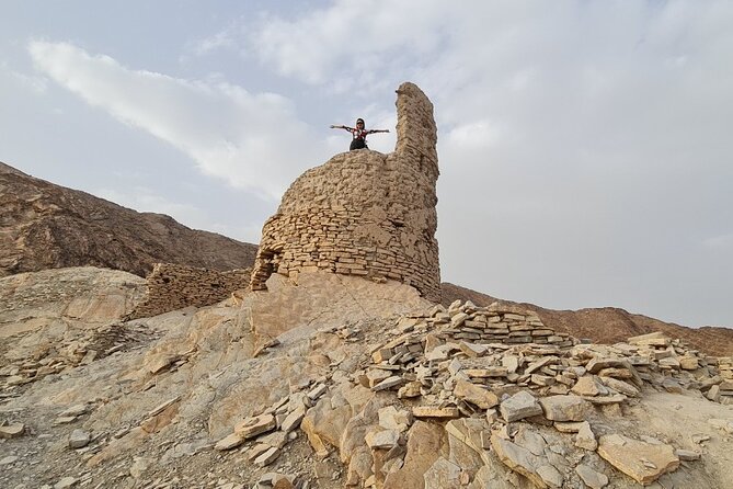 Full Day Private Historical Tour from Muscat to Nizwa Region - The 4WD ride and private format