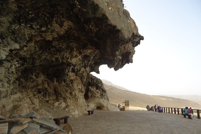 Full-Day Private Salalah West Tour with Lunch - Is $165 per person good value?