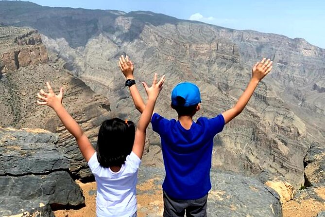 Full Day Private Tour to Nizwa and Jebel Shams from Muscat - Nizwa Fort: Oman’s interior power center