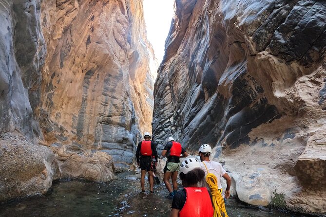 Full Day - Snake Canyon Adventure Tour in Jebel Shams region - Starting at Bald Sayt in the Jebel Shams region