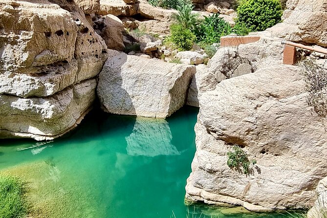 Full Day Tour in Wadi Shab - Bimmah Sinkhole and Fins Beach