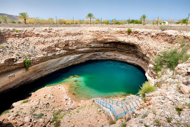 Full Day Tour in Wadi Shab - Who should book this day out