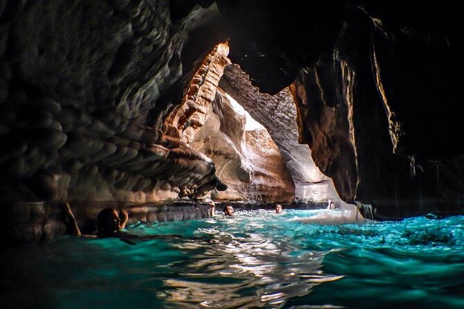 Full Day Wadi Shab And Bimah Sinkhole with Pick Up Included - Is $185 a fair price?