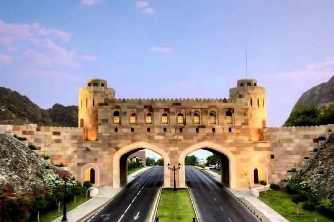 Half-Day City Tour of Mystic Muscat - Starting at Sultan Qaboos Grand Mosque