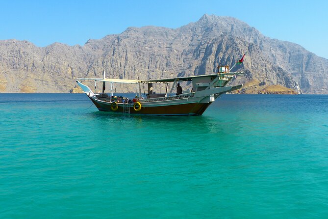 Half Day Dhow cruise to Telegraph Island (Shore excursions) - Food, refreshments, and the boat atmosphere