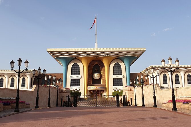 Half-Day Private Muscat City Tour- with a local guide - Sultan Qaboos Grand Mosque: allow a full hour