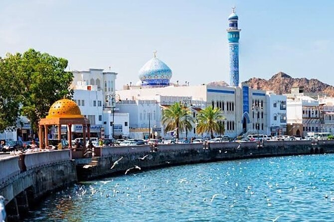 Half-Day Private Tour in Muscat City Oman - Qurum Beach, Omani bread, honey, and karak tea