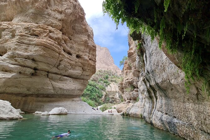 Hidden Gems of Oman: Sinkhole, Fins Beach & Wadi Tiwi Adventure - Bimmah Sinkhole adds a dramatic change of scene