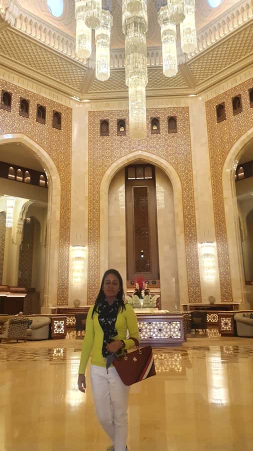Highlights of Muscat city tour in private car with guide - Photographing Al Alam Palace