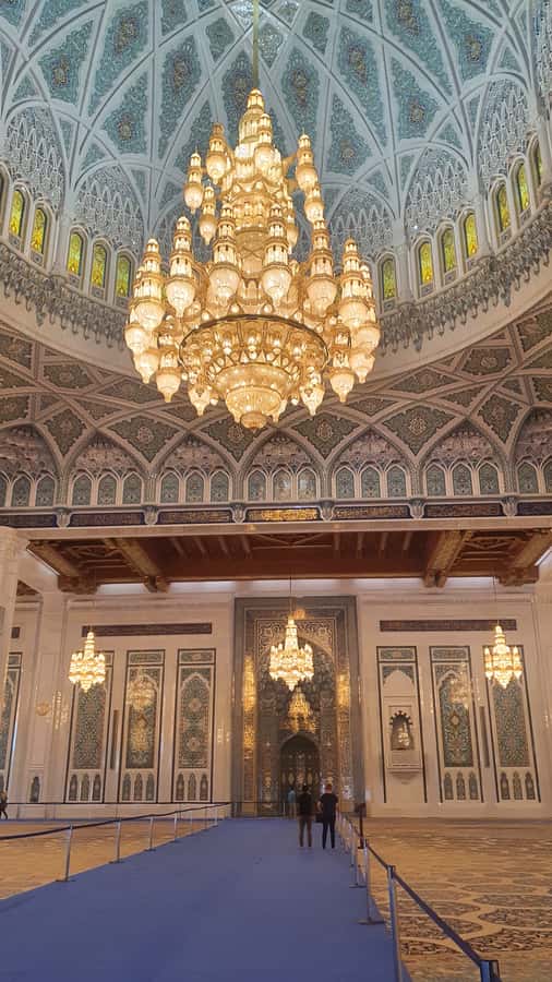Highlights of Muscat city tour in private car with guide - The car, pickup, and private format