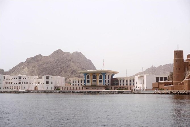 Historical Muscat Sunset Tour - What the captain adds to the evening