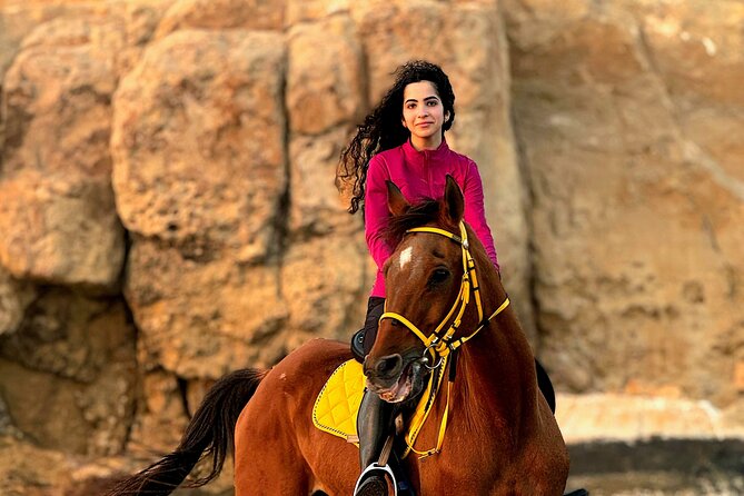 Horseback Riding Muscat Beach - Families, couples, and mixed-ability groups