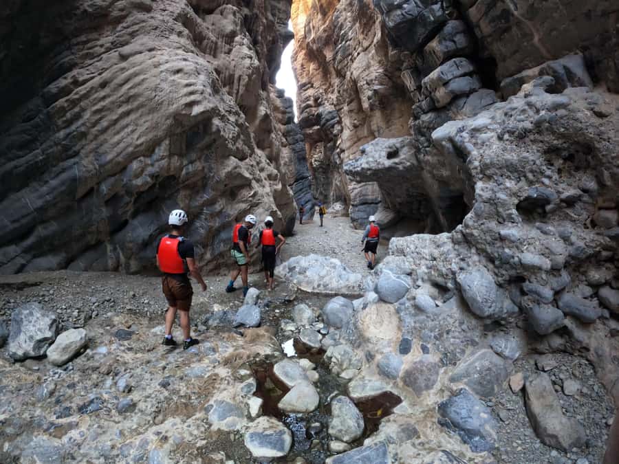 Jebel Shams: Full Day Adventure Tour through Snake Canyon - Who should book this adventure?
