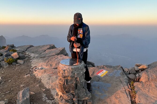 Jebel Shams summit W4 - What makes the Jebel Shams W4 route special