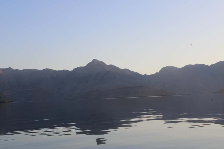 Khasab Musandam |Telegraph Island |Dhow Cruise | Dolphins - Lunch, fruit, and drinks on the boat