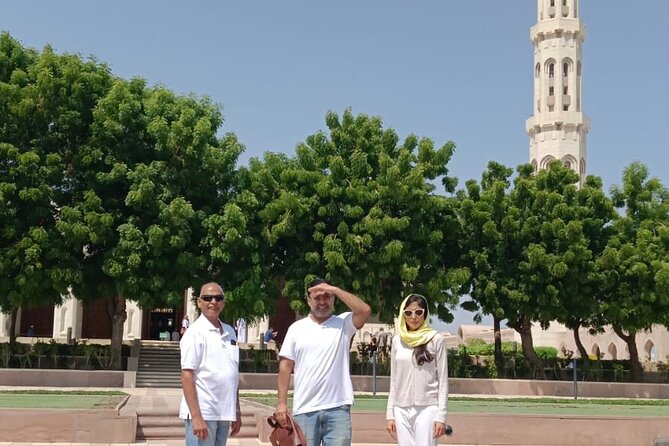 Multi-Day Package Tours At Oman - Day five: Sand hills, tea, and a desert night