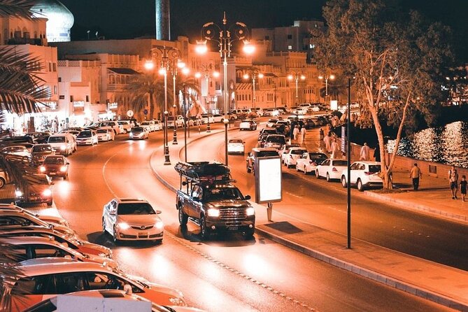 Muscat by Night Sightseeing Tour - A pause at Qurum Beach