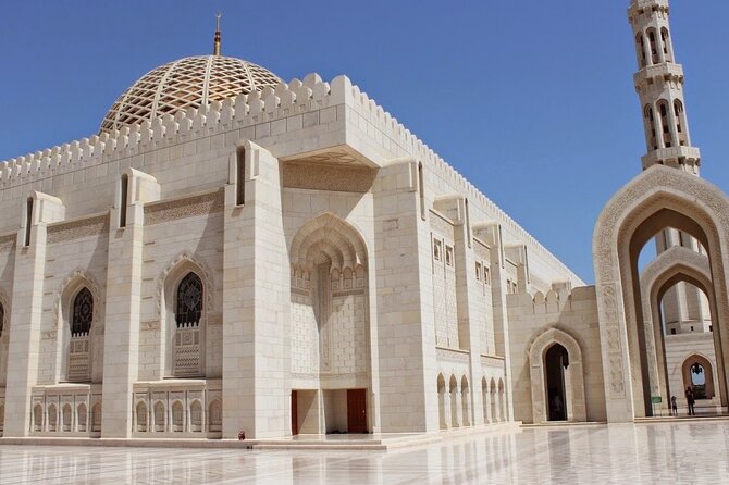 Muscat City Tour Half Day - Al Alam Palace and the twin forts of Old Muscat