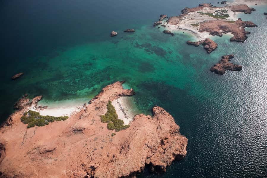 Muscat: Daymaniyat Islands Private Boat Tour with Snorkeling - Key points at a glance