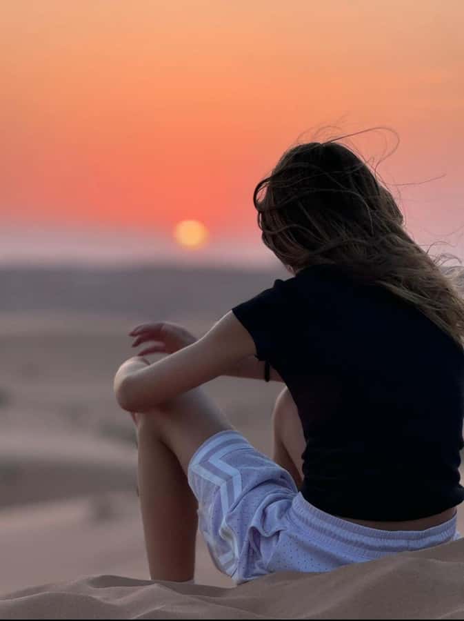 Muscat: Desert Sunset &Wadi Bnai Khalid Full-Day Tour+Lunch - Swimming, a cave walk, and time to slow down